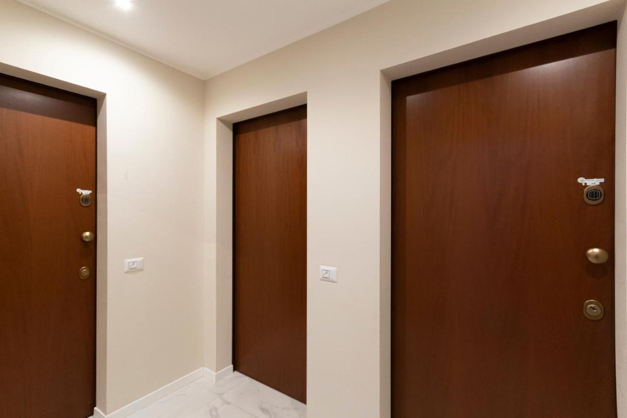 Via Torino Apartment 1 Milan Exterior photo